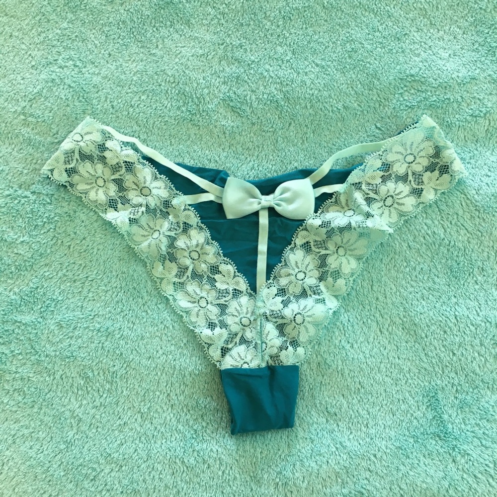 NWOT blue lacy thong